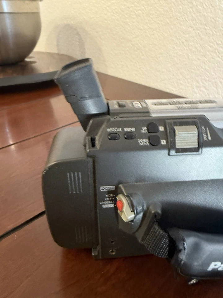 PANASONIC PhotoShot Digital PalmCorder PV-L453D VHS-C Needs New Battery WORKS - Image 4 of 4