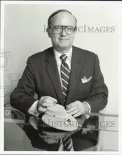 1983 Press Photo Lester J. Rutledge II, International Jeweler - hpa86501