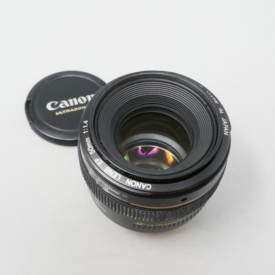 Canon EF 50mm f1.4 USM Lens - plus caps