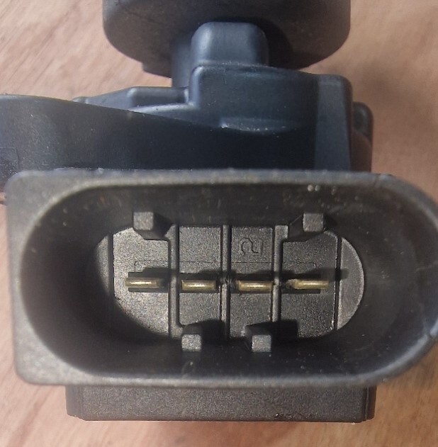 Mercedes Delphi Genuine Ignition Coil A0001502680 19005267 ZS0012 