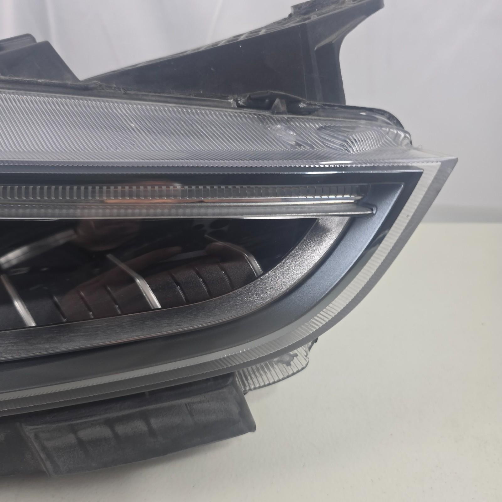 Maserati Ghibli 2014-2017 Right Headlight P/N 00670100984