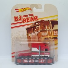 Hot Wheels 2014 Retro Entertainment Thunder Roller BJ And The Bear W/ Protector