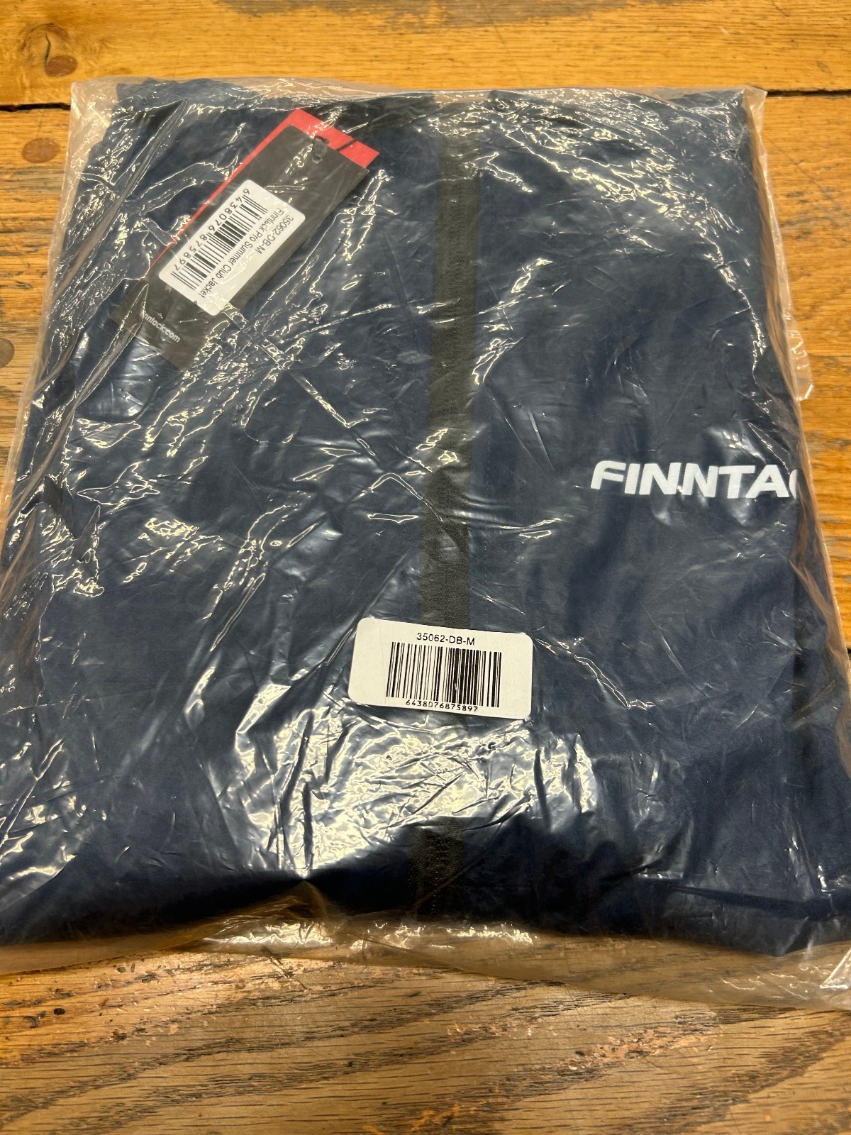 FINNTACK PRO SUMMER CLUB JACKET(SIZE MEDIUM)