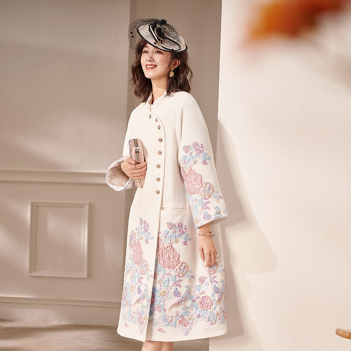 Mujeres Jacquard Suelto Algodón Vestido Chaqueta Bordado Cheongsam Grueso Abrigo Chino