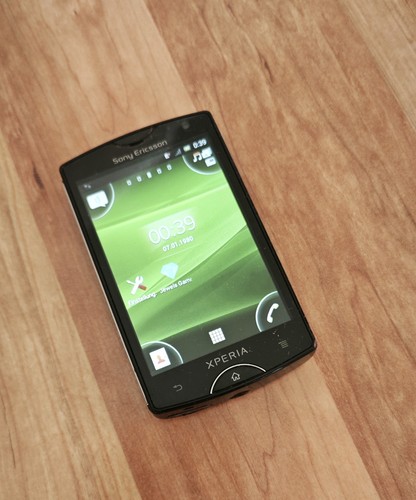 Sony Ericsson Xperia mini (ST15i) in schwarz
