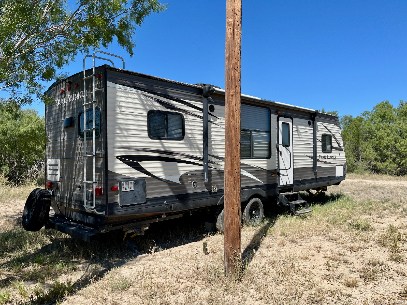 2017 Heartland Trail Runner 27RKS Travel Trailer Camper–Clean TX RV–Single Owner