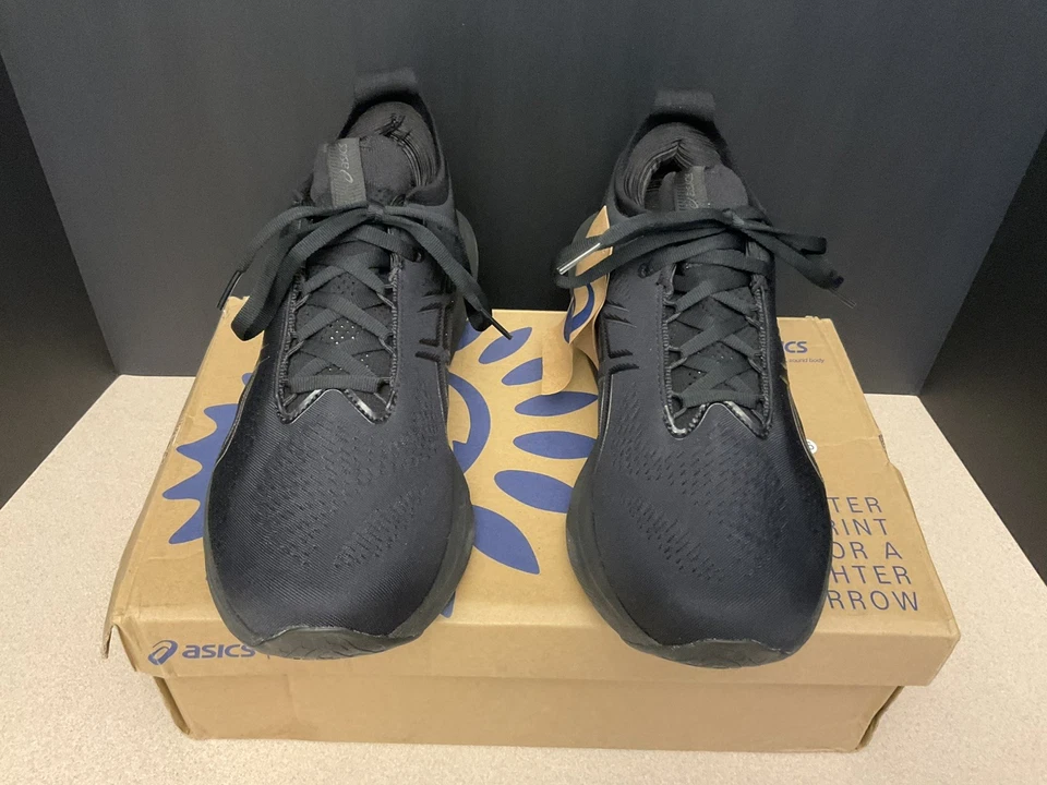 ¡Nuevo! Zapatos para correr Asics Gel-Nimbus 25 para mujer negros/gris grafito. Talla 12. Bonito Foto 2 de 4