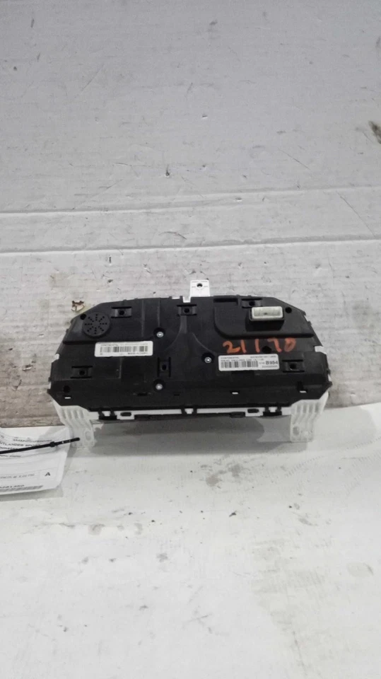 Used Speedometer Gauge fits: 2015 Mitsubishi Outlander sport multi-color graphic - Image 2 of 4