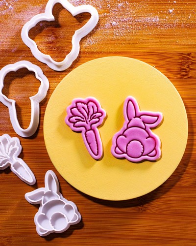 Bunny Munch - Mini 2" Cookie Cutter & Stamp Set - Bunny Butt & Carrot Design