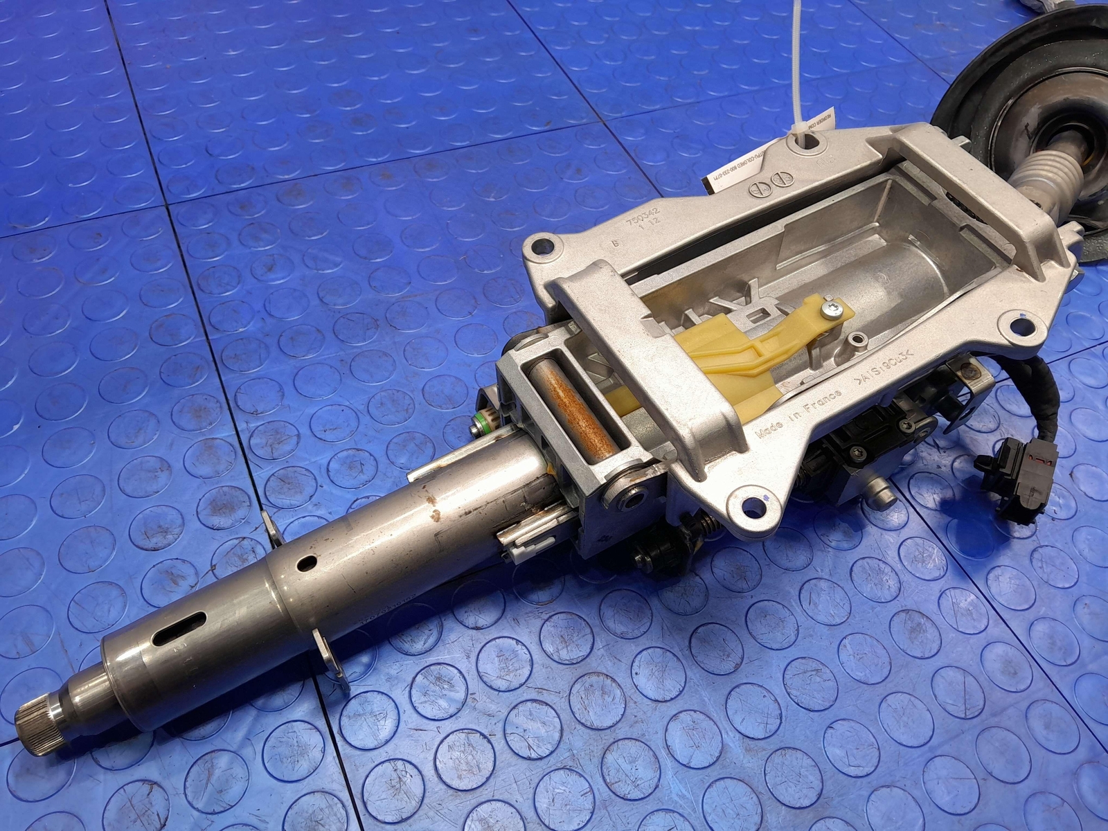 17-24 Maserati Ghibli Power Adjustable Steering Column Bare Genuine OEM