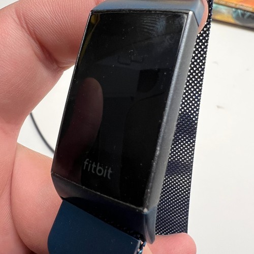 Fitbit Health & Fitness Tracker Watch – UNKNOWN MODEL - SOLD AS IS / FOR PARTS - Picture 3 of 18