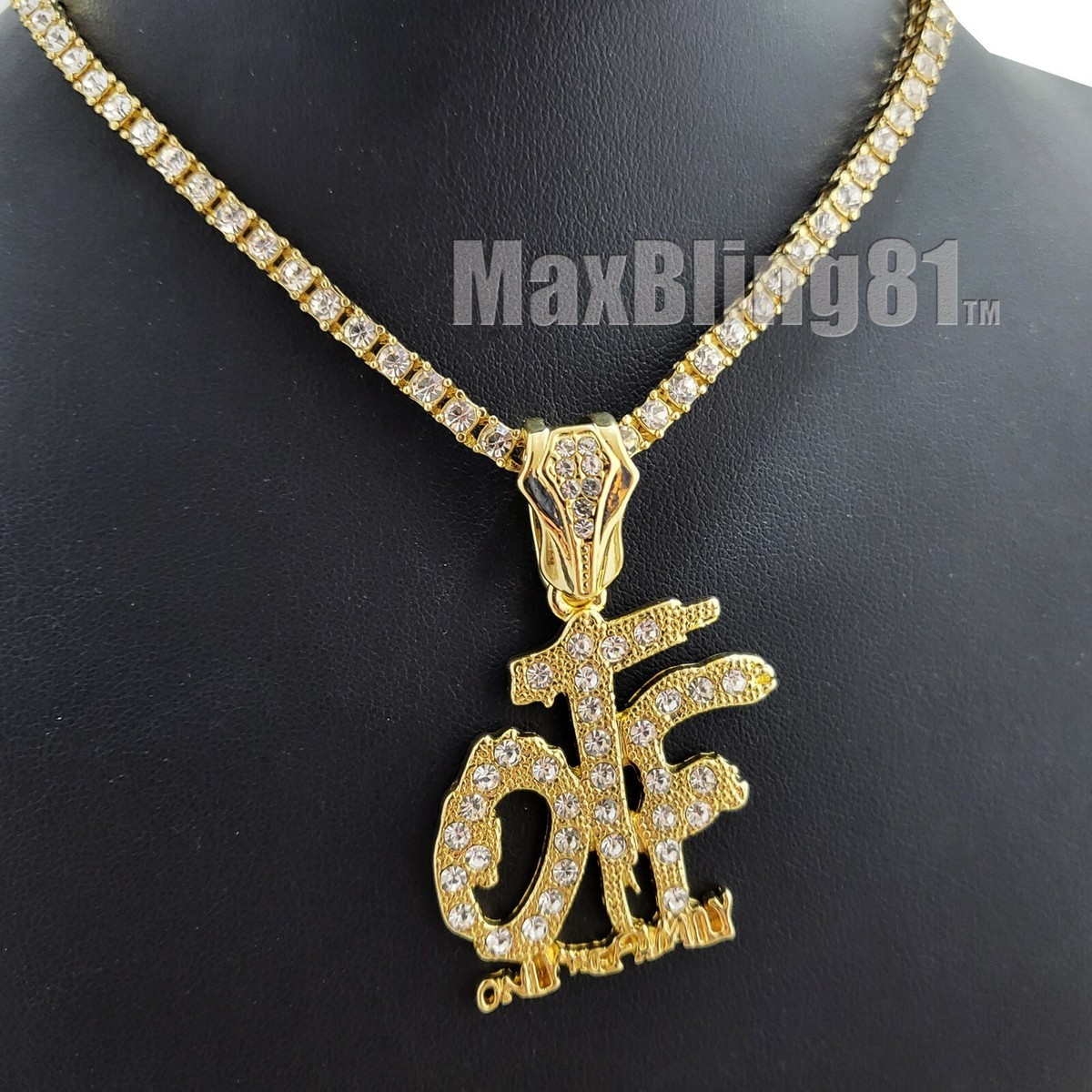 Only the Family OTF Pendant 16