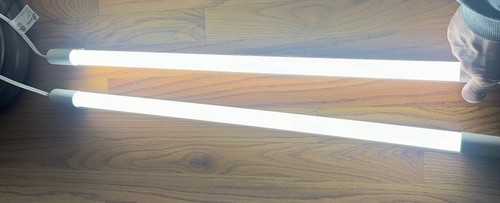 Shop Lights ( 2Pack ) 14w 30” plug in - Picture 6 of 7