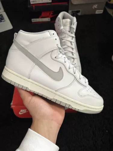 Size 9.5 w / 8 Men’s  - Nike Dunk High White 2022