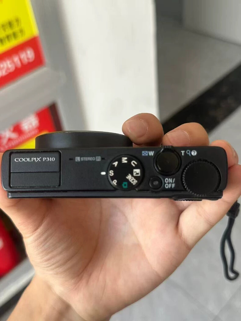 Nikon Coolpix P310 Compact Digital Camera 16.1MP 4.2x Optical Zoom