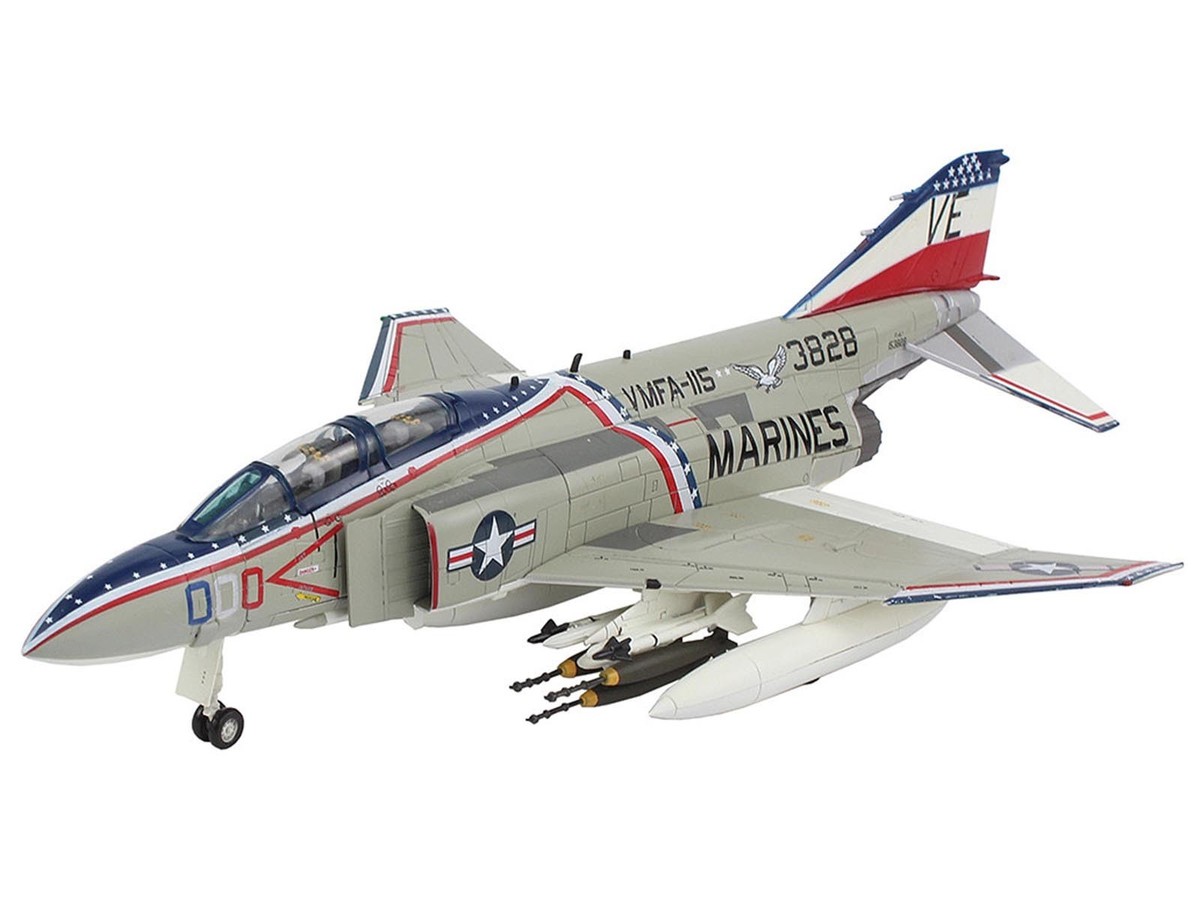 MCDONNELL DOUGLAS F-4J PHANTOM II 