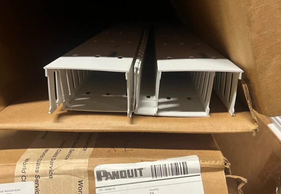 Conducto de cableado de ranura ancha Panduit Panduct NE3X2WH6 24 ft nuevo Foto 2 de 4