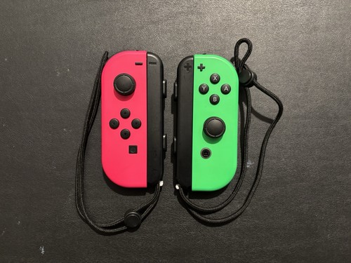 Nintendo Switch Joy-Con Neon Green (L) Neon Pink Joy-Con (R) Controller OEM