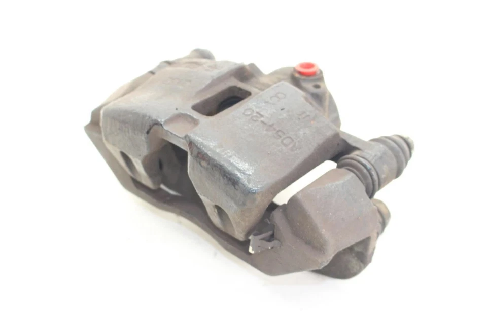 Левый передний суппорт в сборе для Mazda B-2600 87-93 годов выпуска - Изображение 2 из 4