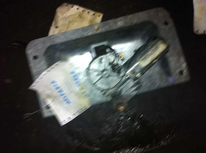 87 NISSAN SENTRA LIMPIAPARABRISAS TRANSMISIÓN HASTA AGOSTO 1986 EXCEPTO MODELO CUPÉ DEPORTIVO Foto 3 de 4