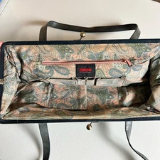 Hobo International Leather Kiss Closure Large Blue Doctor Style Purse Metal Feet