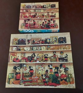 Vintage Disney Mickey Mouse Collectibles Jigsaw Puzzle, 550 pieces, complete!