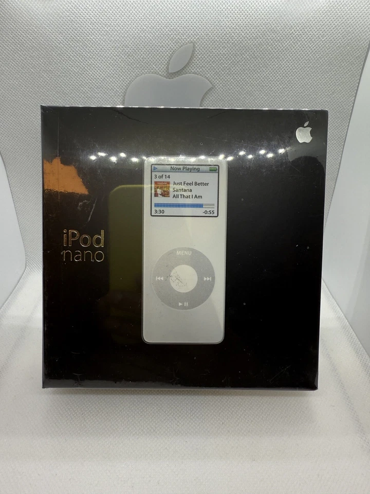Apple iPod Nano 1st Generation 4GB White NEW Sealed - Image 4 of 4