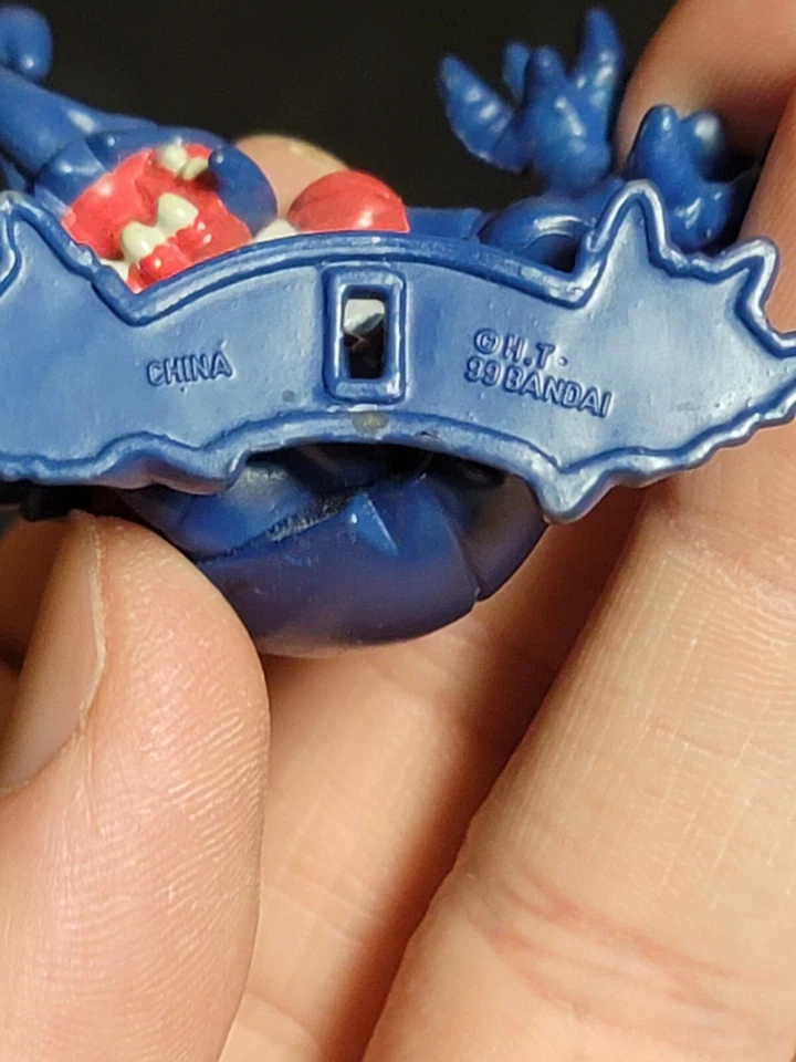 Mega Kabuterimon Digimon Mini Figura 1999 Bandai De Colección Anime Zorro Niños Bug S4 PVC Foto 2 de 4