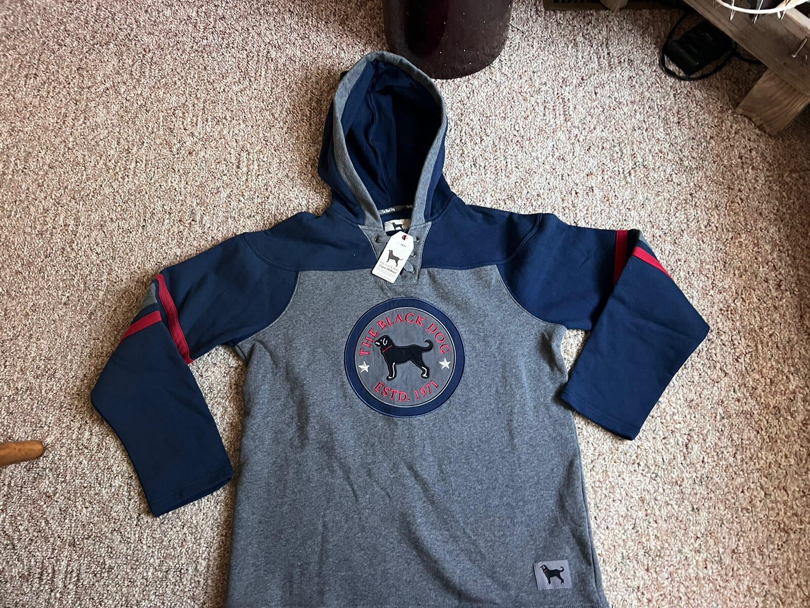 Picture 2 of 6