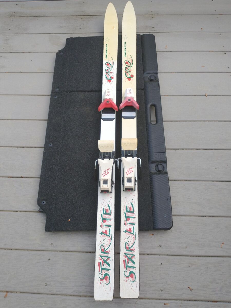 USED VINTAGE 80s KNEISSEL STAR LITE PRO YOUTH SKIS WITH GEZE USED VINTAGE 80s KNEISSEL STAR LITE PRO YOUTH SKIS WITH GEZE