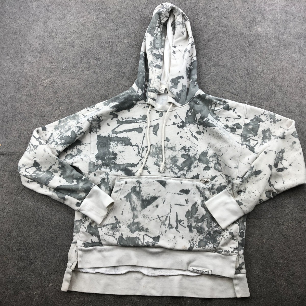わかめ【NIKE】BORDER SLIM HOODIE 2747P Nike Hoodie Womens Small Gray Geometric Splatter Embroidered