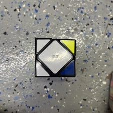 QiYi Skew Speed Cube Brainteaser Puzzle Black Plastic Ex-Condition 