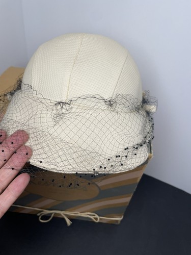Vintage White Hat Woven Black Net Resnicks Binghamton New York Boxed - Picture 16 of 19