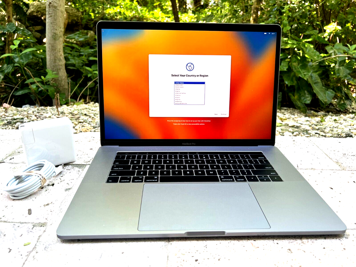 Apple MacBook Pro 15 Apple MacBook Pro 15
