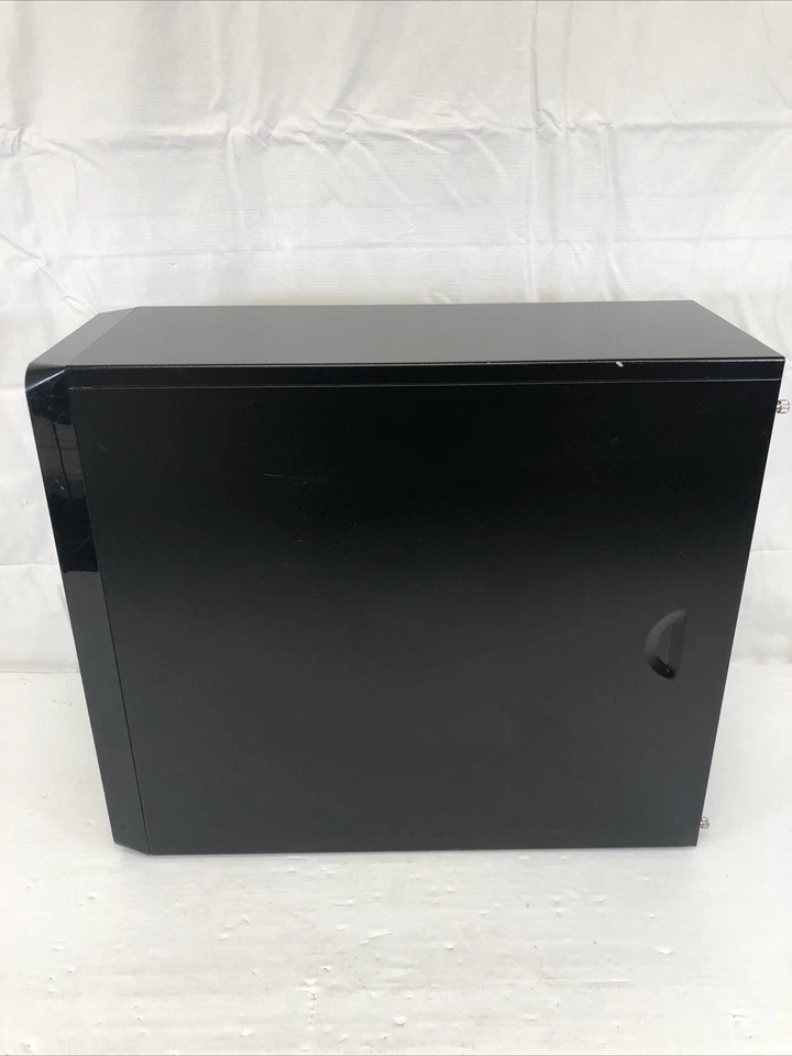 Custom PC Retro Phenom II X4 945 3.0GHz 4GB RAM 1TB HDD Windows 10 - Image 3 of 4