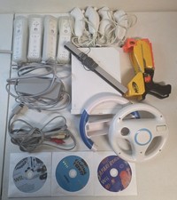 Nintendo Wii Console White - W/ 4 Wireless Remotes & 3 Games Plus Accessories.