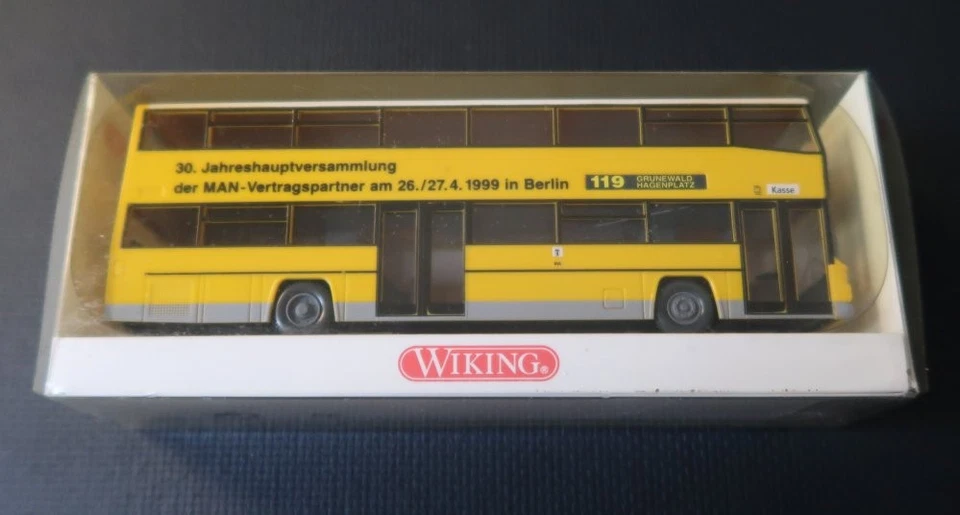 WIKING - MAN Doppeldecker "30. JHV MAN Vertragspartner 1999 in Berlin" (H0 1:87)