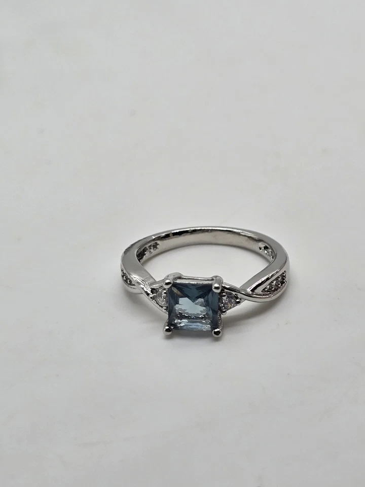 Gorgeous Blue Topaz Stamped 925 Ring, SIZE 7 - Image 2 of 4