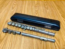 Yamaha YFL-23 Flûte Nickel Silver Instrument w/Case
