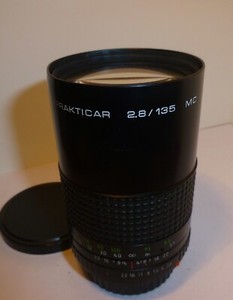 PENTACON PRAKTICA PB 135mm F2.8 TELEPHOTO LENS THAT NEEDS AN INTERNAL CLEAN