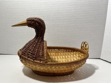 Vtg Woven Wicker Rattan Duck Basket Country Goose Centerpiece Cottagecore