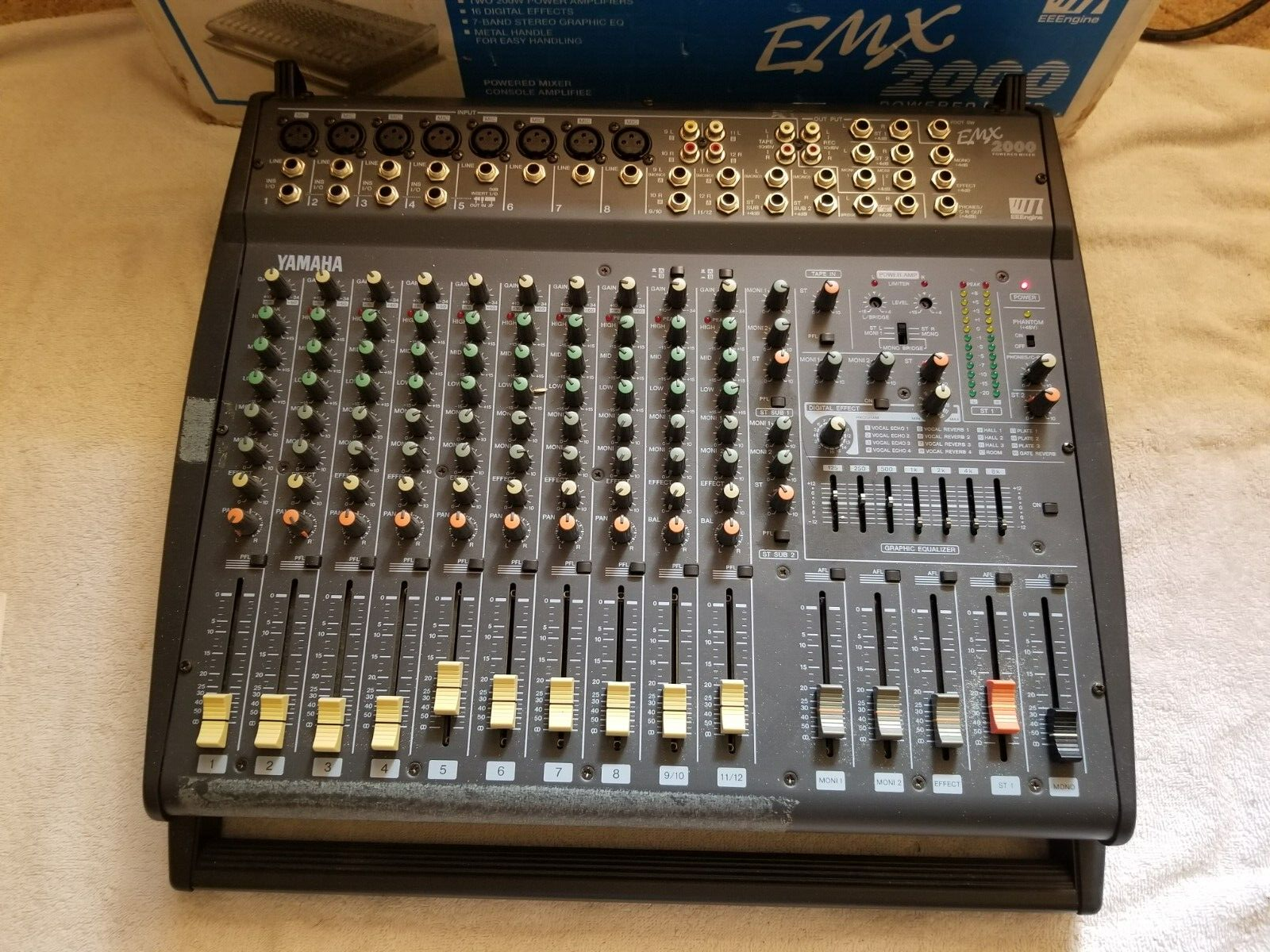 ヤマハ パワードミキサー EMX2000 ハードケース付き