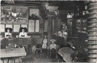 67 - OBERNAI Relais de la bonne Chère interior of the Restaurant de la Cigogne