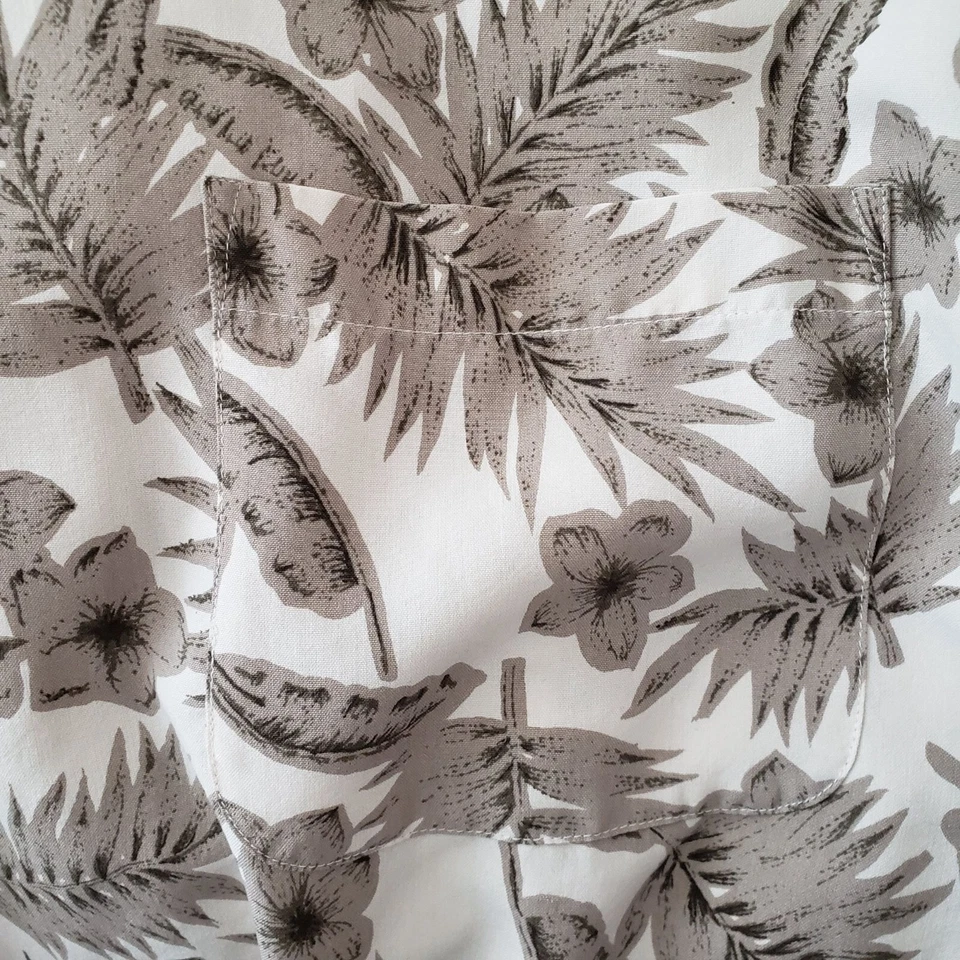 BASS Men's Size M 100% Silk Hawaiian Aloha Shirt Short sleeve Floral Beach BOHO - Image 3 of 4