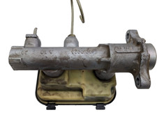 1995-1997 Chevy Blazer Brake Master Cylinder W Reservoir Cap And Gasket