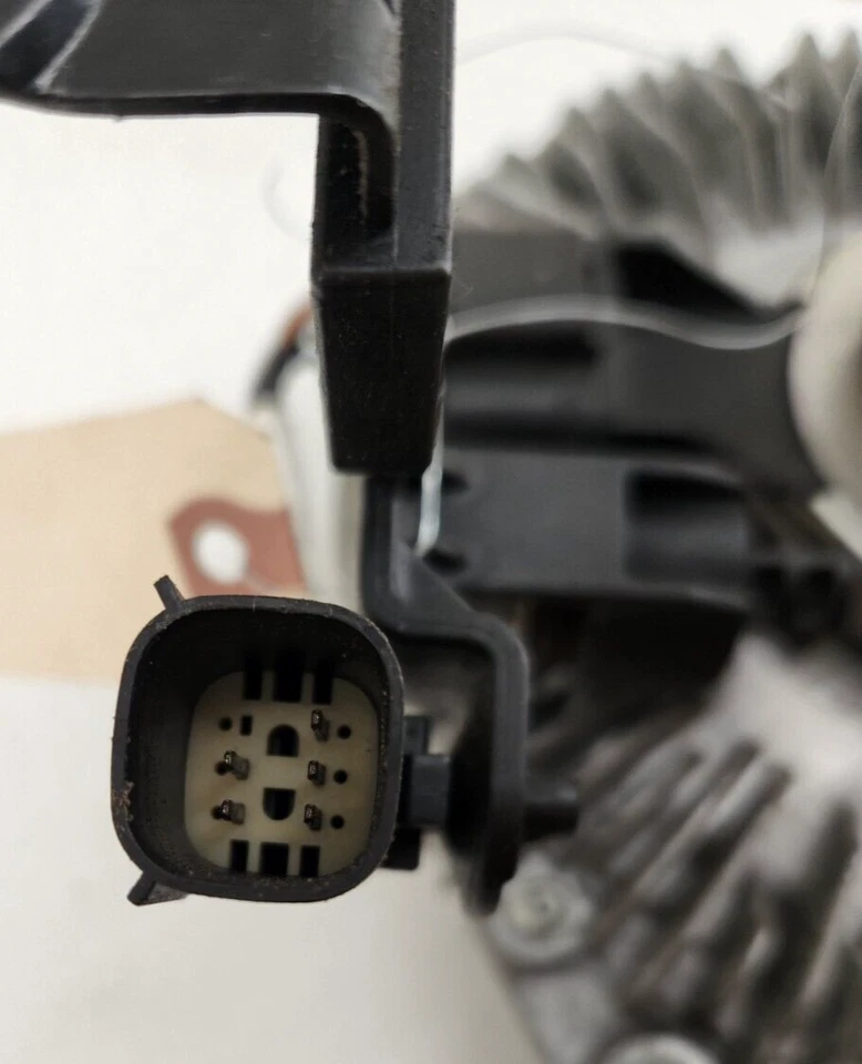 Ford F250-F550 Super Duty 2011-2016 6,7 L Powerstroke diésel embrague ventilador usado OEM Foto 2 de 4