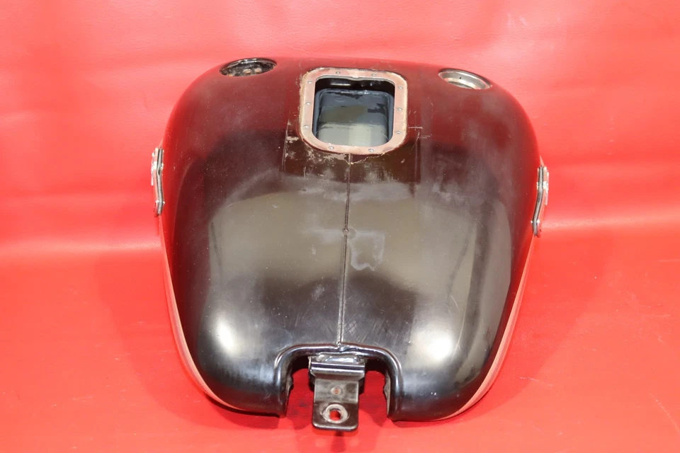 2003 HARLEY-DAVIDSON SOFTAIL STANDARD ANNIVERSARY EFI FXSTI GAS FUEL TANK NODENT - Image 4 of 4