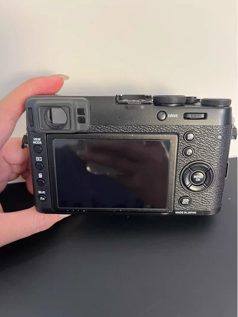 Fujifilm X100T 16MP Premium Compact Digital Camera Black English Language - Image 2 of 4