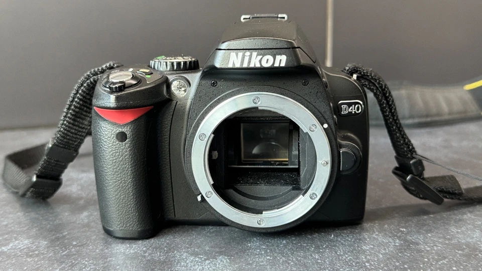 Nikon D40, photo 2 of 5