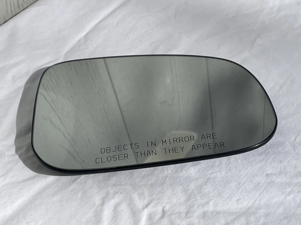 Espejo retrovisor derecho cristal (lado pasajero) OEM para Volvo S60 (2015-2018). Foto 4 de 4
